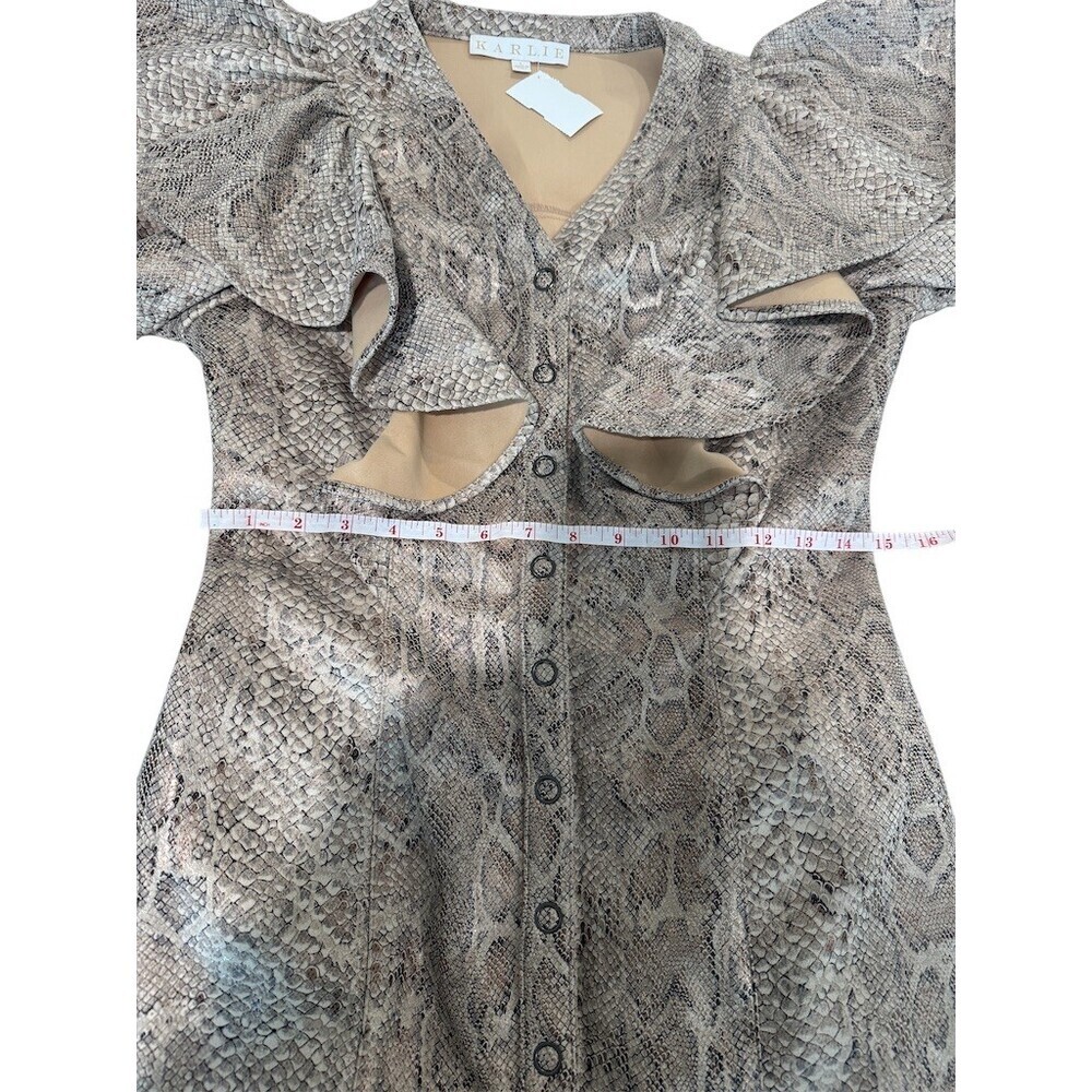 Karlie Dress Womens Size L Gray Ruffle Python Snake Print - Picture 7 of 10